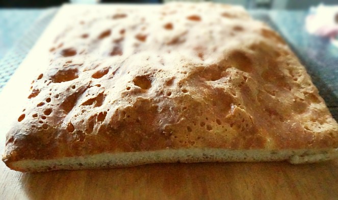 focaccia_glutenfree_appena_sfornata.jpg