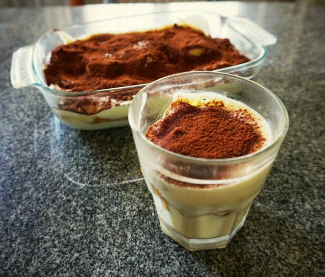 Piemonte, Friuli Venezia Giulia o Veneto? Da quale di queste regioni ha origine la ricetta del tiramisù? Non si sa. Ciò che però sappiamo è che il nostro tiramisù senza glutine è davvero buonissimo.