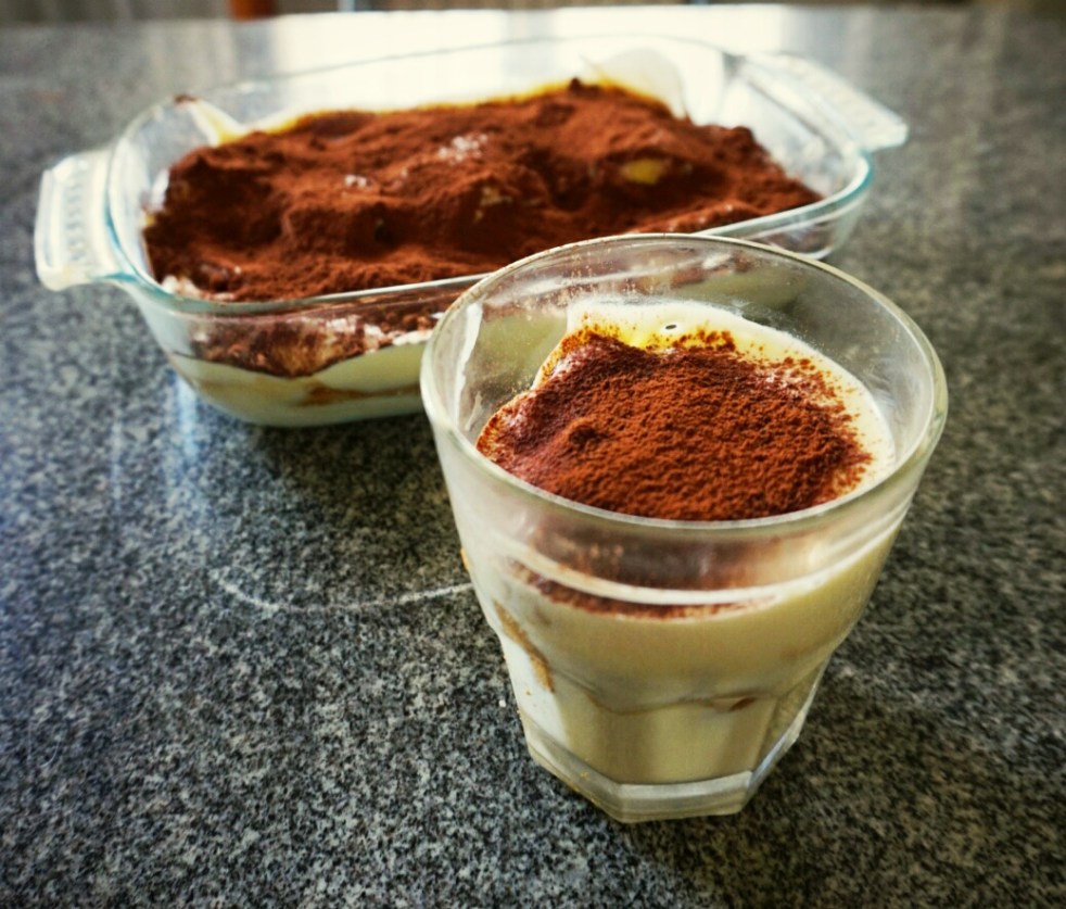 Piemonte, Friuli Venezia Giulia o Veneto? Da quale di queste regioni ha origine la ricetta del tiramisù? Non si sa. Ciò che però sappiamo è che il nostro tiramisù senza glutine è davvero buonissimo.
